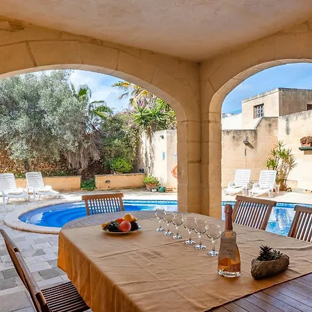 Bebbuxija Pool Gozo - Happy